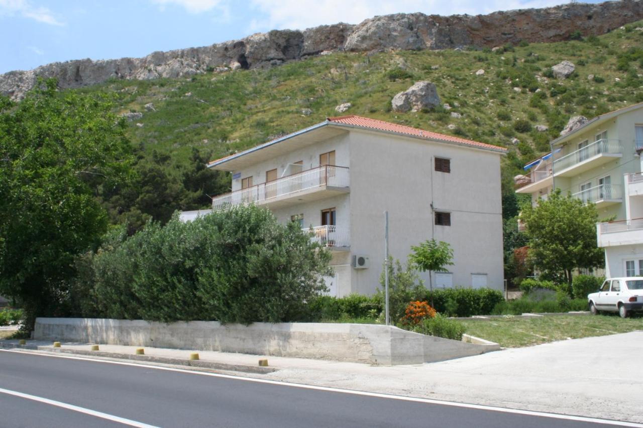 Apartments By The Sea Duce, Omis - 2731 Dugi Rat Kültér fotó