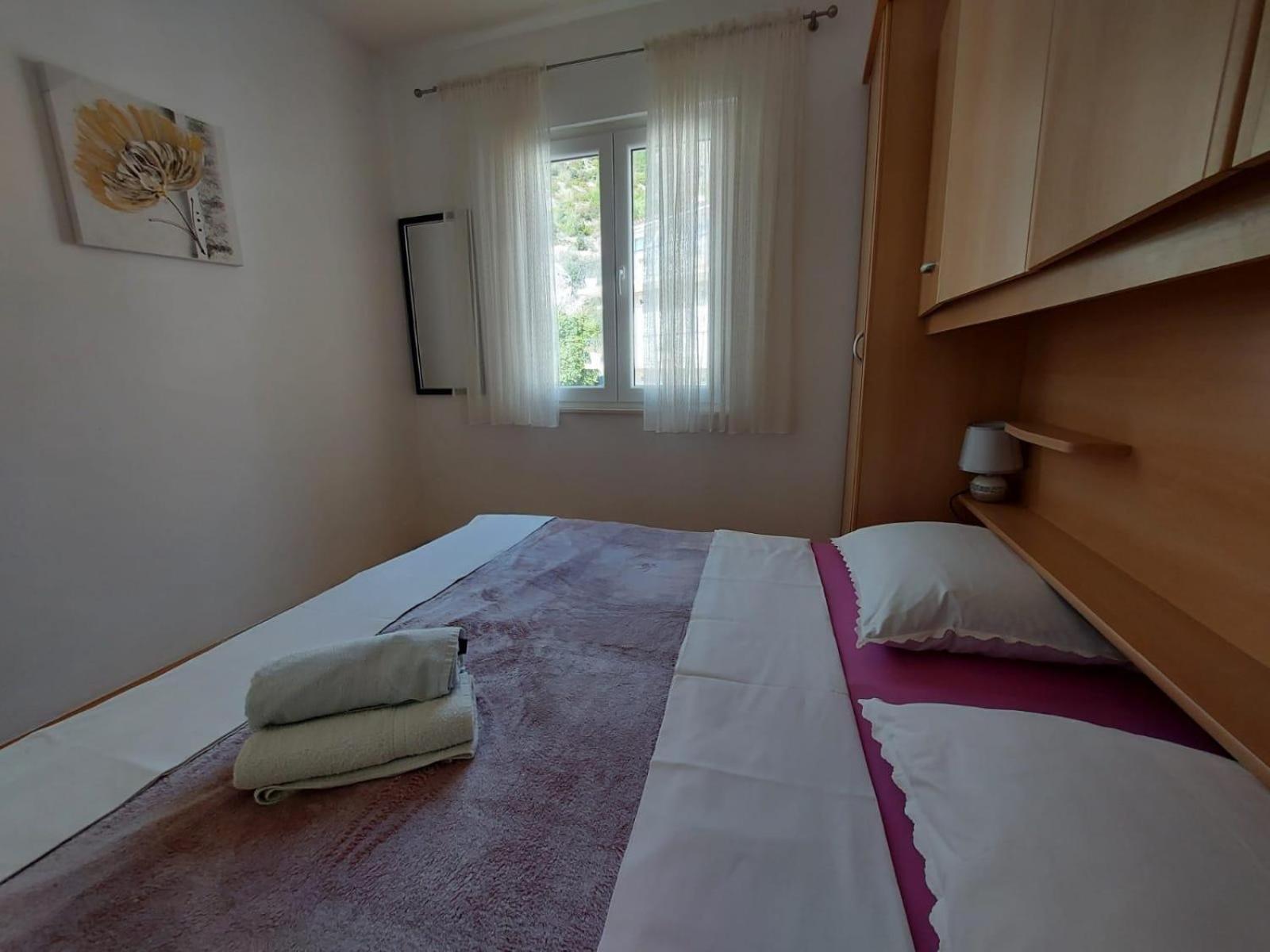 Apartments By The Sea Duce, Omis - 2731 Dugi Rat Szoba fotó