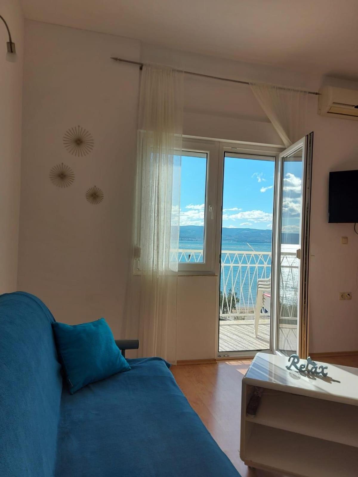 Apartments By The Sea Duce, Omis - 2731 Dugi Rat Szoba fotó